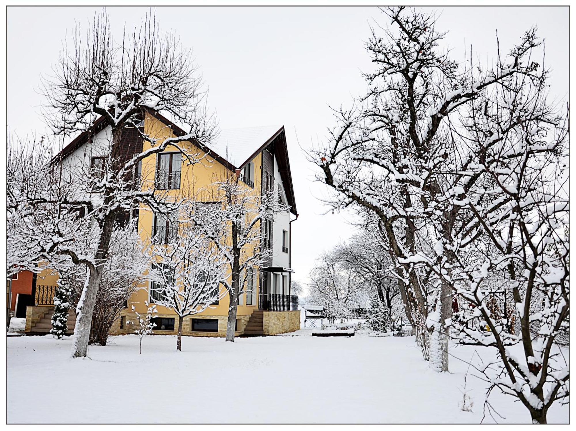 Stupina Hotel Brasov Exterior photo